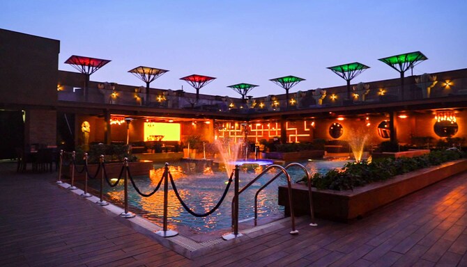 Country Inn & Suites by Radisson, Sahibabad, Distt Ghaziabad (U.P.) - 3B’s