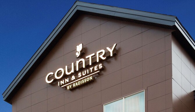 Country Inn and Suites Brand - Country Inns and Suites By Radisson