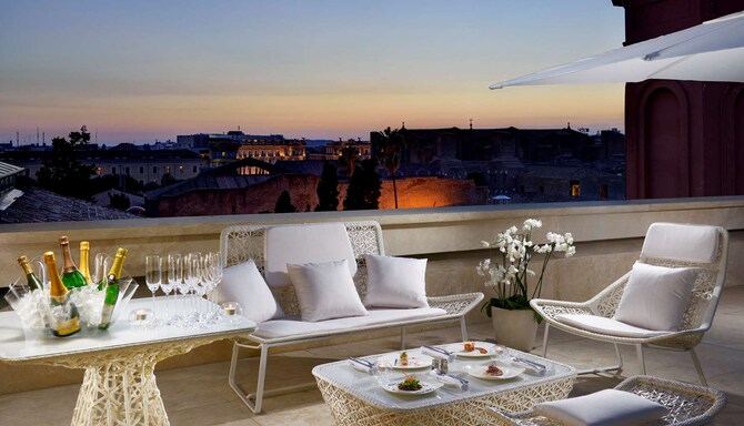 Palazzo Montemartini Rome, A Radisson Collection - Penthouse Suite