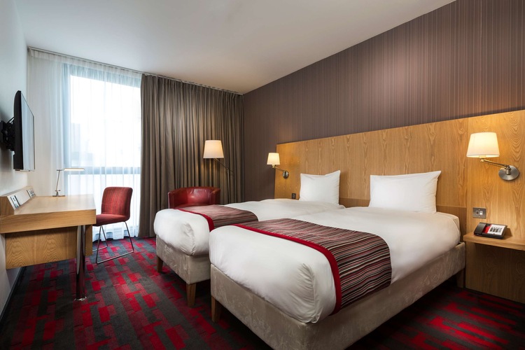 Hotel Rooms Suites In Aberdeen Park Inn By Radisson