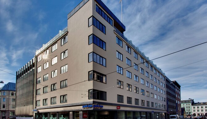 Park Inn By Radisson Oslo - Hotel Exterior