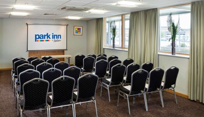 Park Inn By Radisson Peterborough - Meeting Room