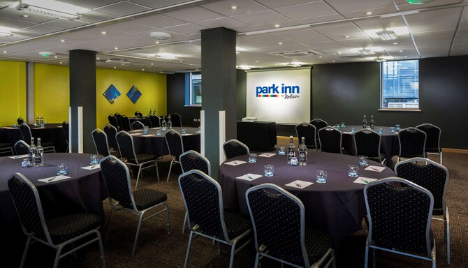 Park Inn By Radisson Peterborough - Aragon Cabaret