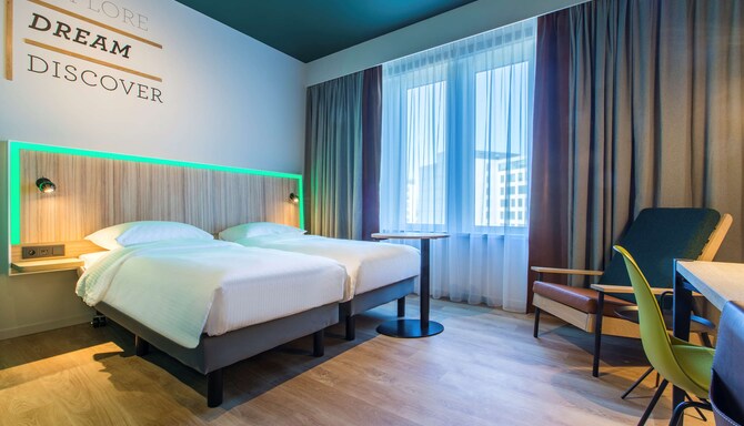 Park Inn by Radisson Brussels Airport – Standaard twin kamer