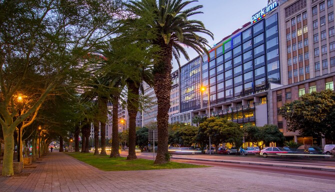 Park Inn by Radisson Cape Town Foreshore - Hotel Exterior