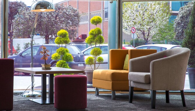 Park Inn by Radisson Istanbul Ataturk Airport - Lobby