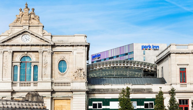 Park Inn by Radisson Leuven - Hotel Exterior