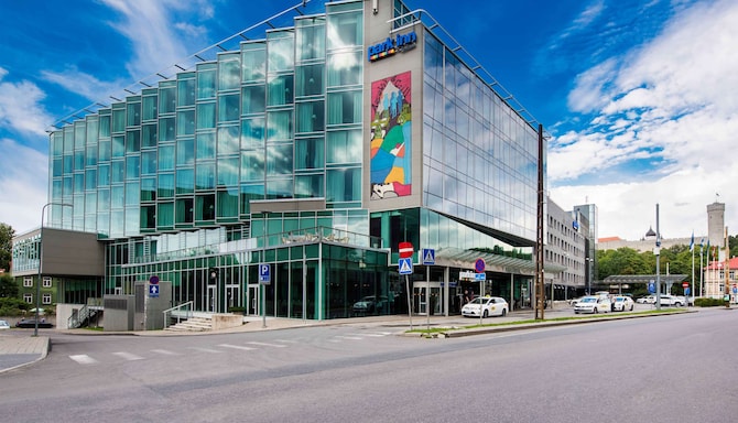 Park Inn by Radisson Meriton Conference & Spa Hotel Tallinn (Estonia) - Hotel Exterior