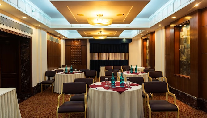 Park Inn by Radisson New Delhi Lajpat Nagar - Blu Meeting Room