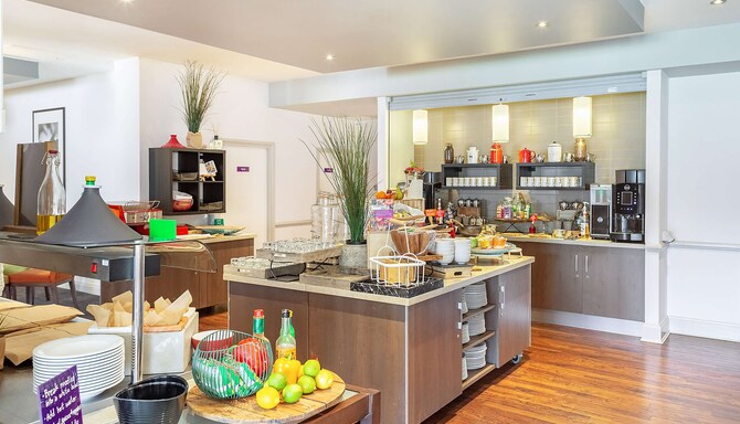 Park Inn by Radisson Northampton Town Centre - Breakfast area