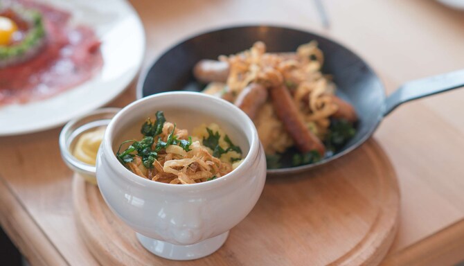 Park Inn by Radisson Novosibirsk - Restaurant Food