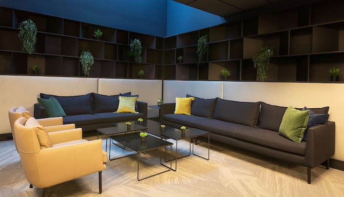 Park Inn by Radisson Oslo Airport Hotel West - Lounge