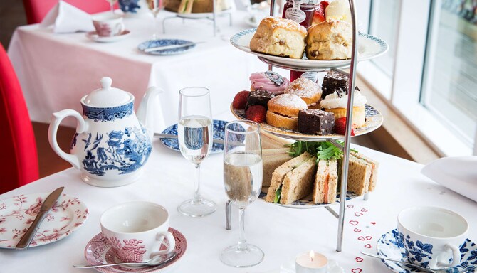 Park Inn By Radisson Palace, Southend-on-Sea - Afternoon Tea