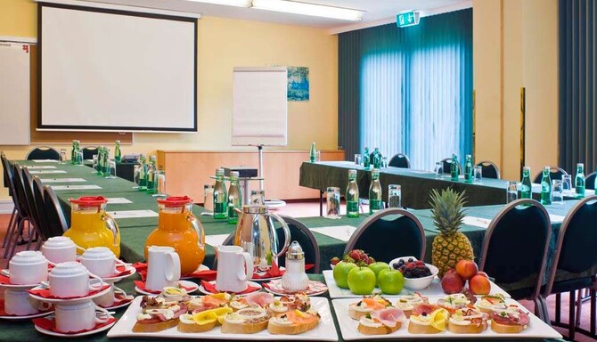 Park Inn By Radisson Uno City, Vienna - Tagungsraum