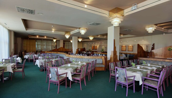 Park Inn by Radisson, Veliky Novgorod - Restaurant