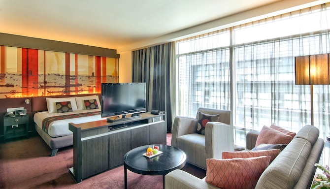 Park Plaza Bangkok Soi 18 - Junior Suite City View