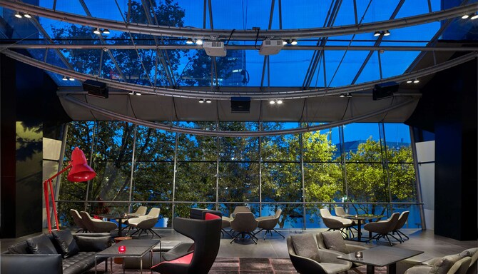 Park Plaza London Riverbank - Chino Latino Lounge