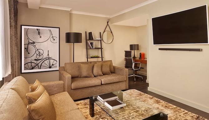 Park Plaza Nottingham - Presidential Suite Lounge