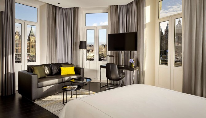 Park Plaza Victoria Amsterdam – Executive king – uniek uitzicht
