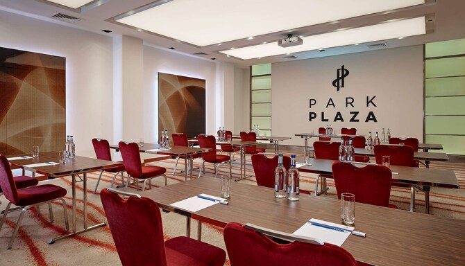 Park Plaza Victoria London - Edward Suite Classroom