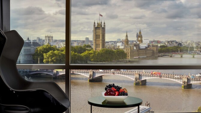 Plaza on the River, London - Deluxe Room View