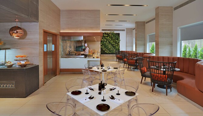 Radisson Bengaluru City Center - Coffee Shop