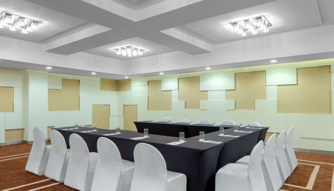 Radisson Blu Atria Bengaluru - Concord Hall