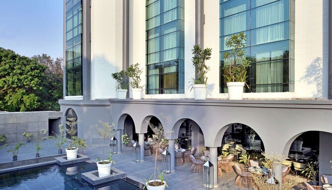 Radisson Blu Atria Bengaluru - Pool