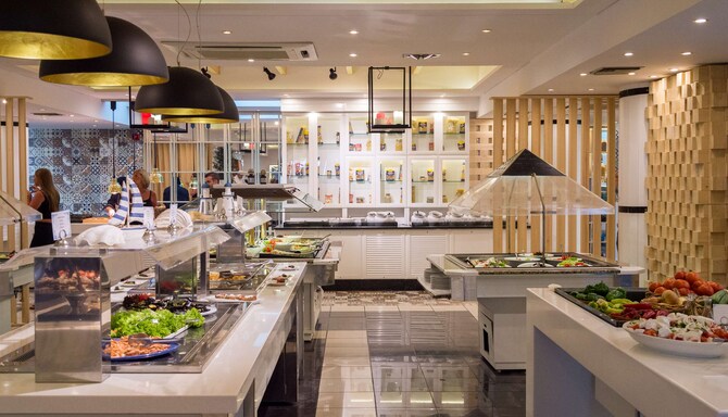 Radisson Blu Beach Resort, Milatos Crete - Buffet