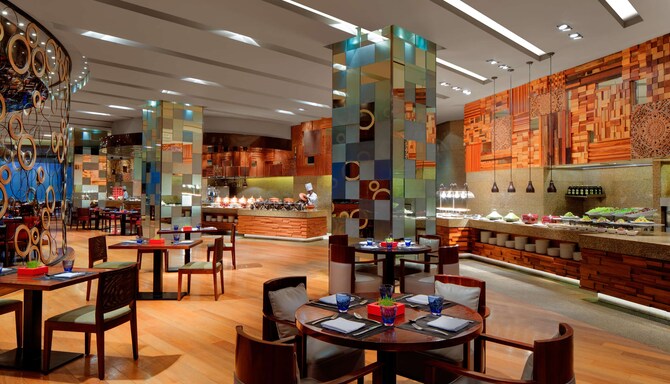 Radisson Blu Cebu - Restaurant Feria