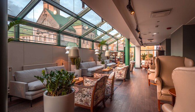 Radisson Blu Grand Hotel Tammer, Tampere - зимний сад Vihtorin Veranda