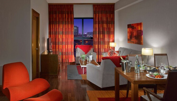 Radisson Blu Hotel Belfast - Presidential suite living room