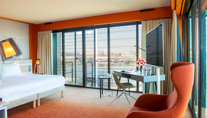 Radisson Blu Hotel, Bordeaux - Superior Corner Room