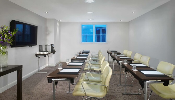 Radisson Blu Hotel, Bristol - Meeting room
