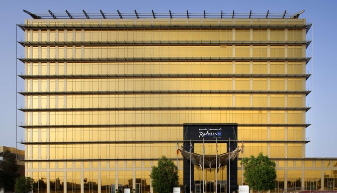 Radisson Blu Hotel, Doha - Exterior