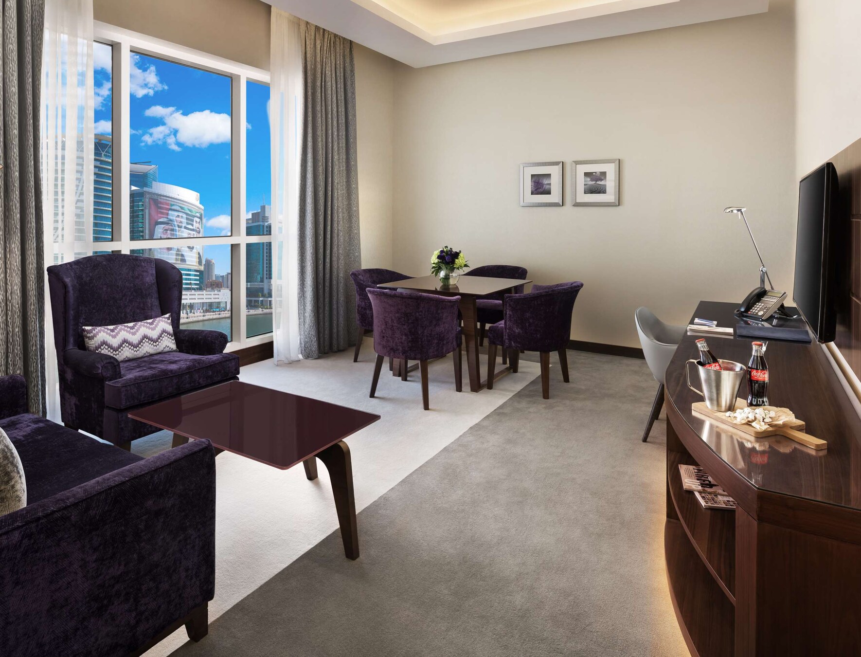 Hotelzimmer Und Suiten Radisson Blu Hotel Dubai Waterfront