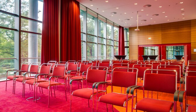 Radisson Blu Hotel, Frankfurt - Sala riunioni Stock Market allestita ad auditorium