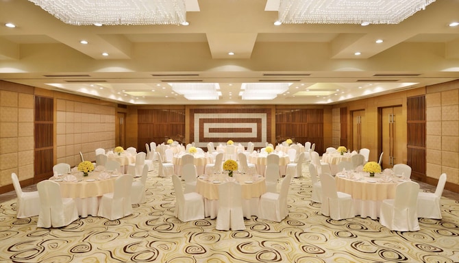 Radisson Blu Hotel Indore - Summit 3 and 4