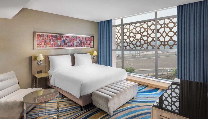 Radisson Blu Hotel, Jeddah Corniche - Two Bedroom Suite with Lounge Access
