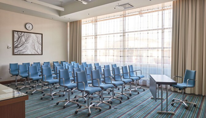 Radisson Hotel, Kaliningrad — презентация в зале для мероприятий