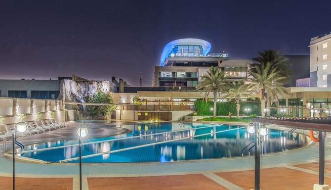 Radisson Blu Hotel, Kuwait - Piscine