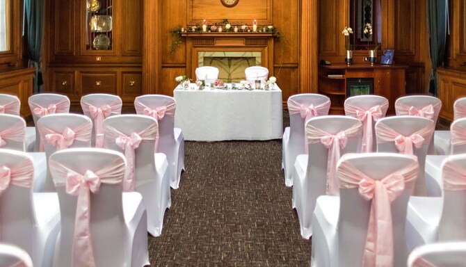 Radisson Blu Hotel, Leeds - White Rose Wedding