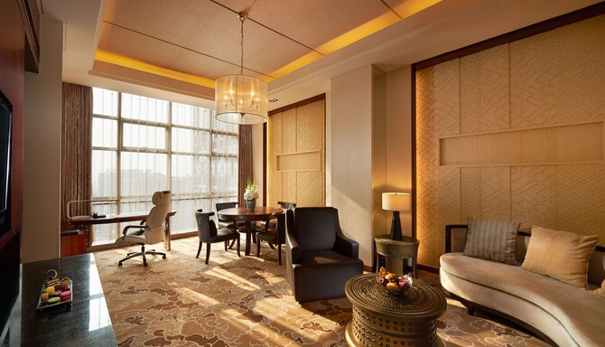 Radisson Blu Hotel Liuzhou - 2 Bedroom Suite Living Room