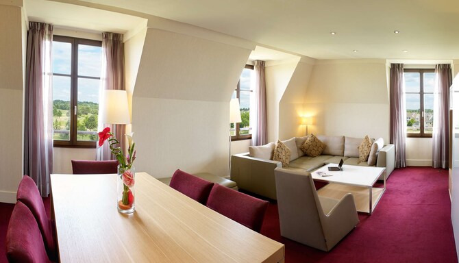 Radisson Blu Hotel Paris, Marne-la-Vallee - Presidential Suite Living Area