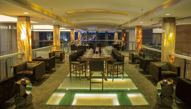 Radisson Blu Hotel Pune Kharadi - The Bridge - Mexican Eatery