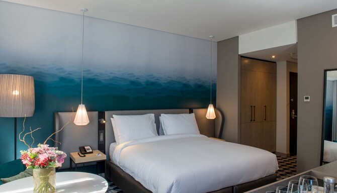 Radisson Blu Hotel and Residence, Cape Town - Business Class Room