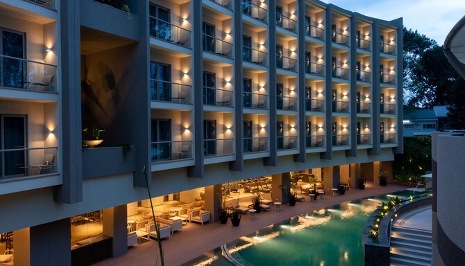 Radisson Blu Hotel & Residence Nairobi Arboretum - Rooms exterior at night