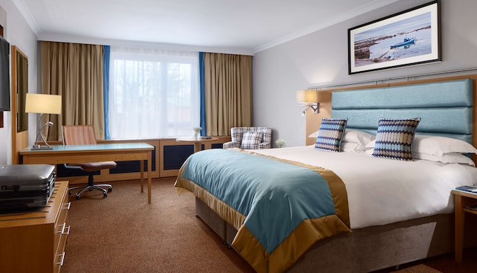 Radisson Blu Hotel & Spa, Limerick - Deluxe Room