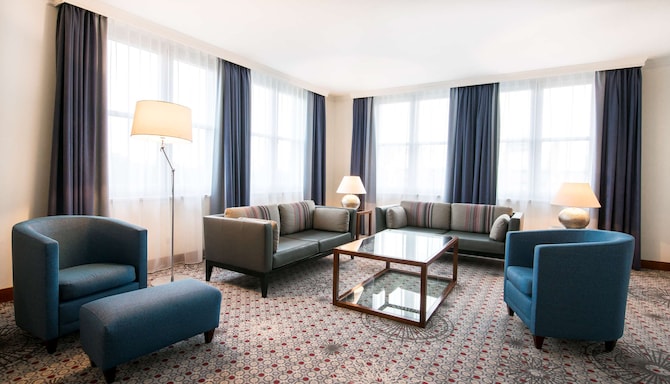 Radisson Blu Hotel, Wroclaw – Executive Suite – Wohnzimmer