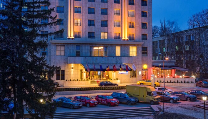 Radisson Blu Leogrand Hotel, Chisinau - Hotel exterior